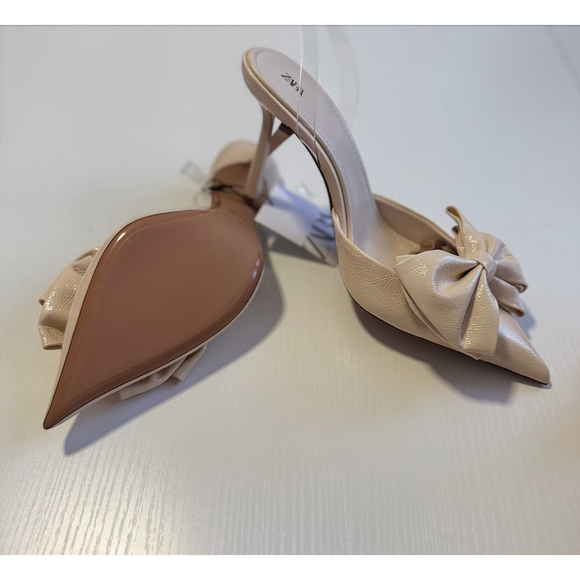 Sling Back Bow Heels Size 41 EU, 10 US - Picture 9 of 9